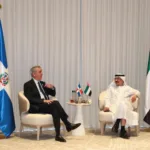 Presidente Abinader se reúne con el líder global de DP World para consolidar a República Dominicana como centro logístico y de inversión regional