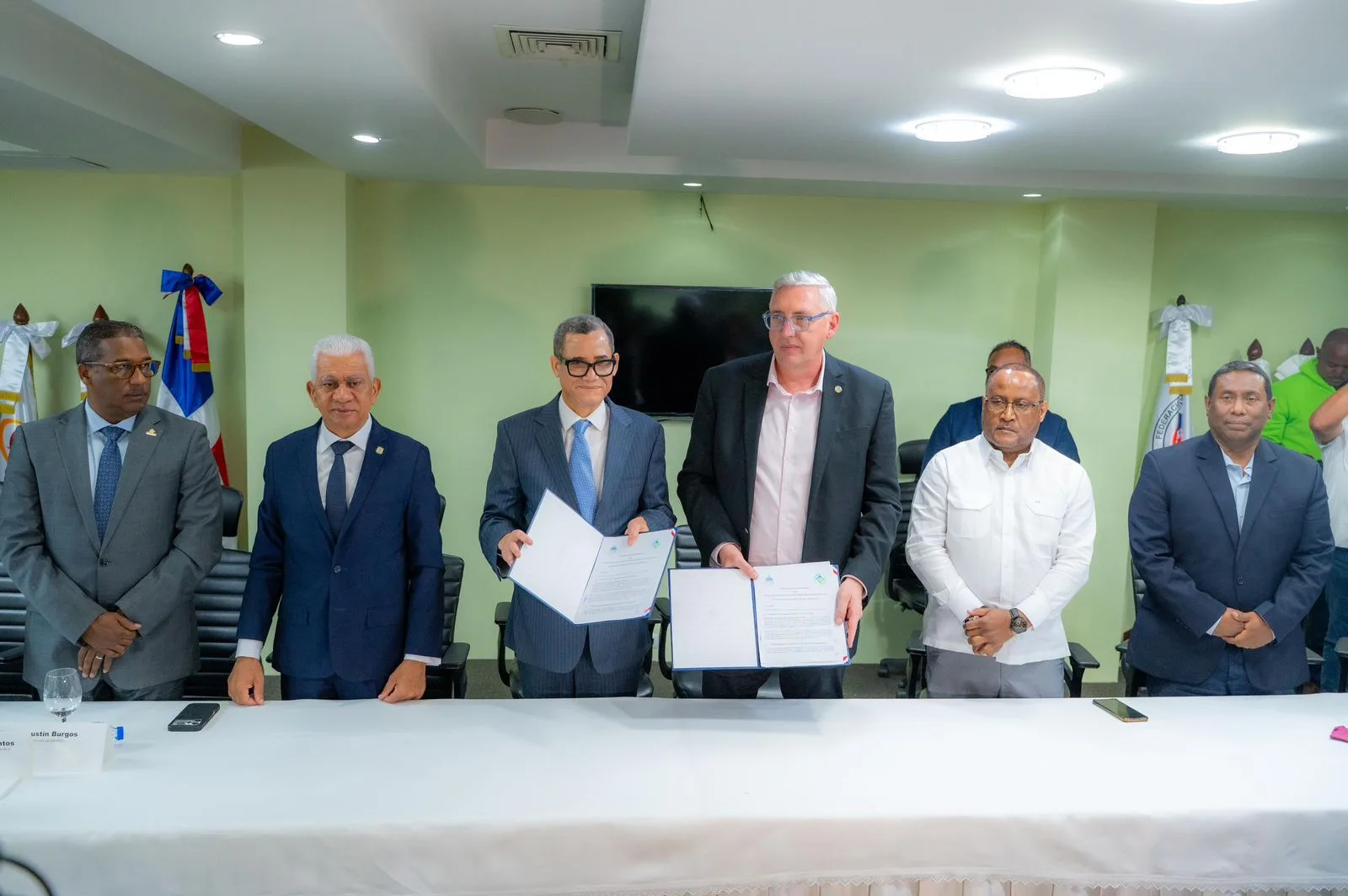 Ministerio de Trabajo y la ITF acuerdan cooperación para fortalecer los derechos laborales en el sector transporte