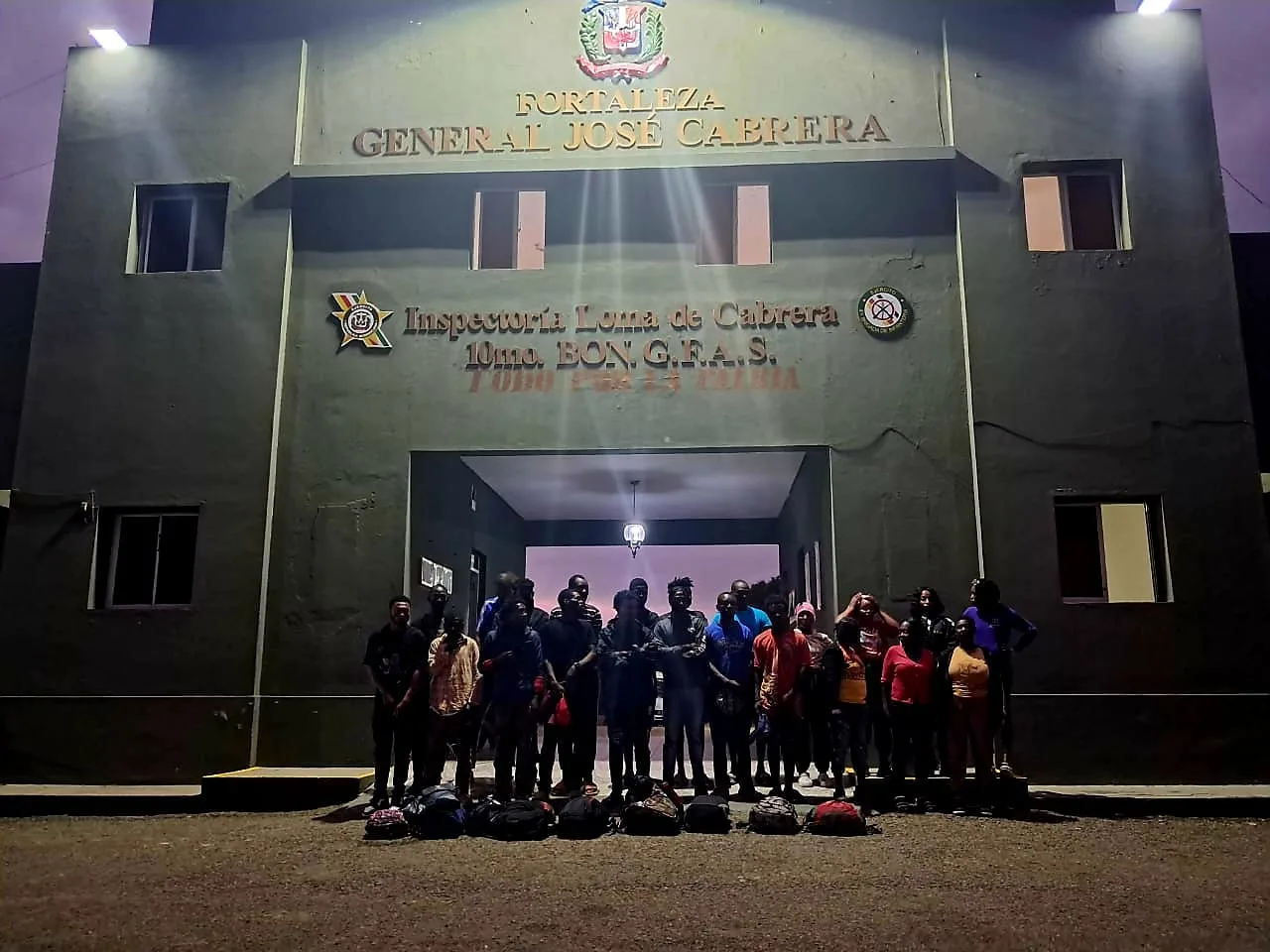 Ejército detiene a 22 migrantes haitianos indocumentados durante operativo en Loma de Cabrera