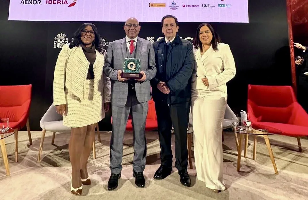 Vega Real hace historia con Premio Iberoamericano de la Calidad 2025 categoría Oro