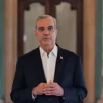 Presidente Abinader afirma que el país está preparado para enfrentar el impacto de la crisis internacional del petróleo y que el Gobierno se mantendrá vigilante ante el alza de precios para proteger a las familias dominicanas