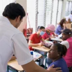 Raymond Rodríguez y Fundación GBC benefician a más de 500 personas con operativo de salud en Gualey, D.N