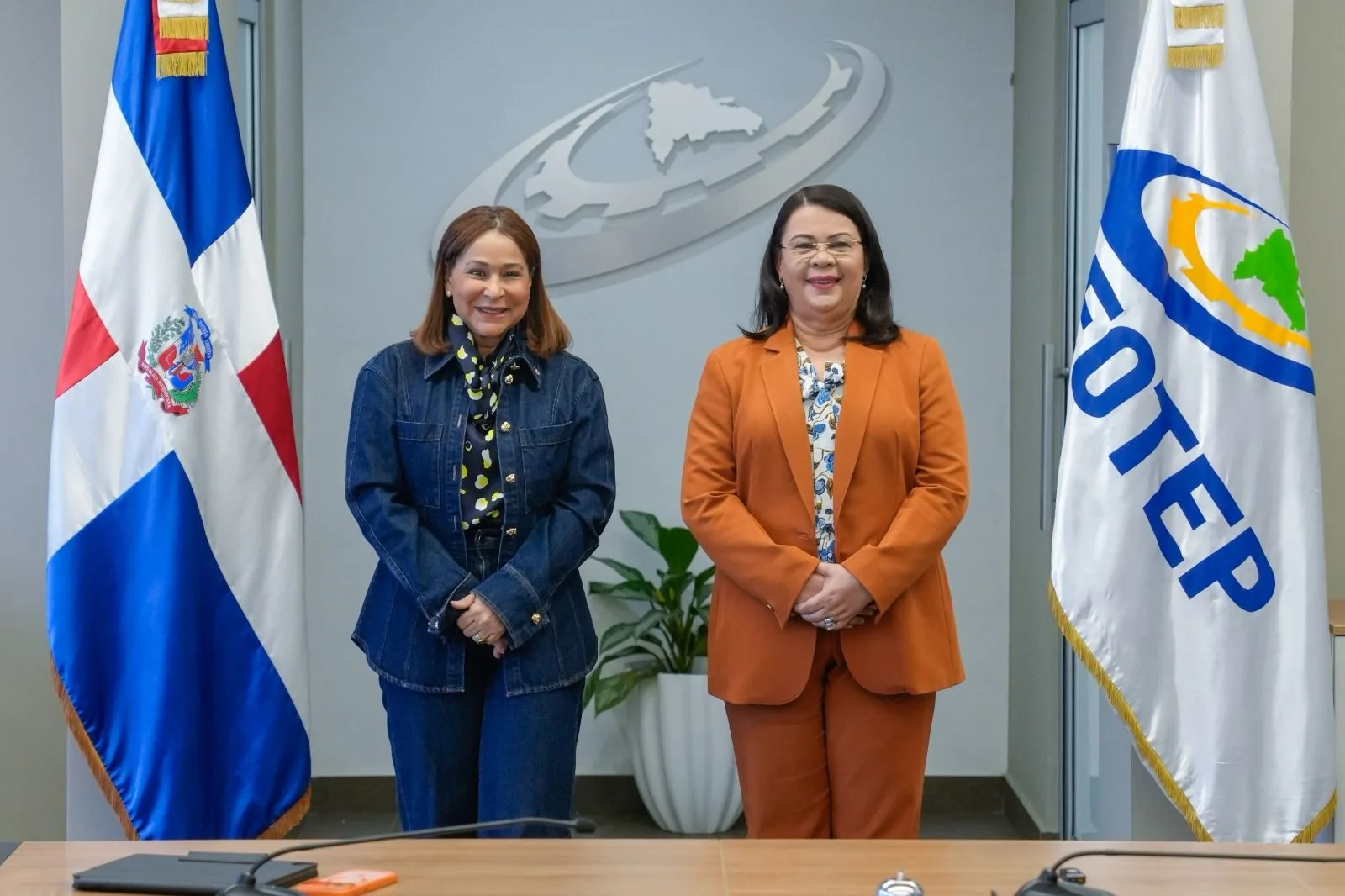 INFOTEP y Supérate actualizan acuerdo para ampliar oportunidades de formación y reducir la pobreza