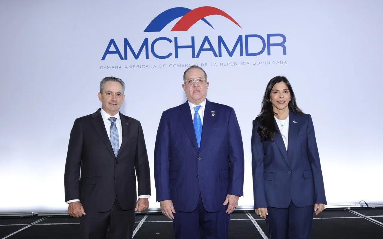 Magín Díaz destaca el firme compromiso del Gobierno para potenciar el crecimiento económico