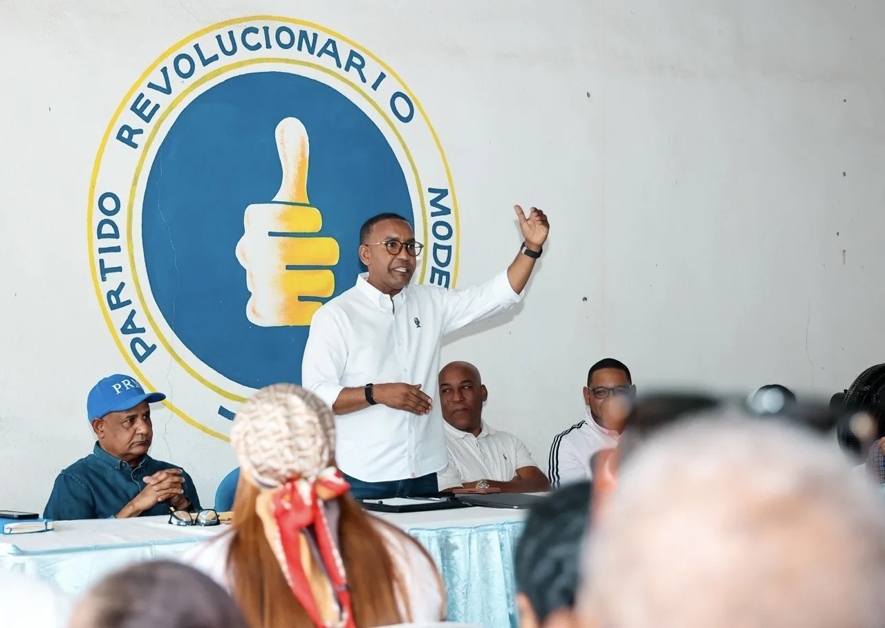 Víctor Pichardo trabaja en fortalecer estructura PRM en Monte Plata; recorre la provincia durante fin de semana