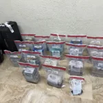 DNCD intercepta tres maletas con 83 paquetes de presunta cocaína