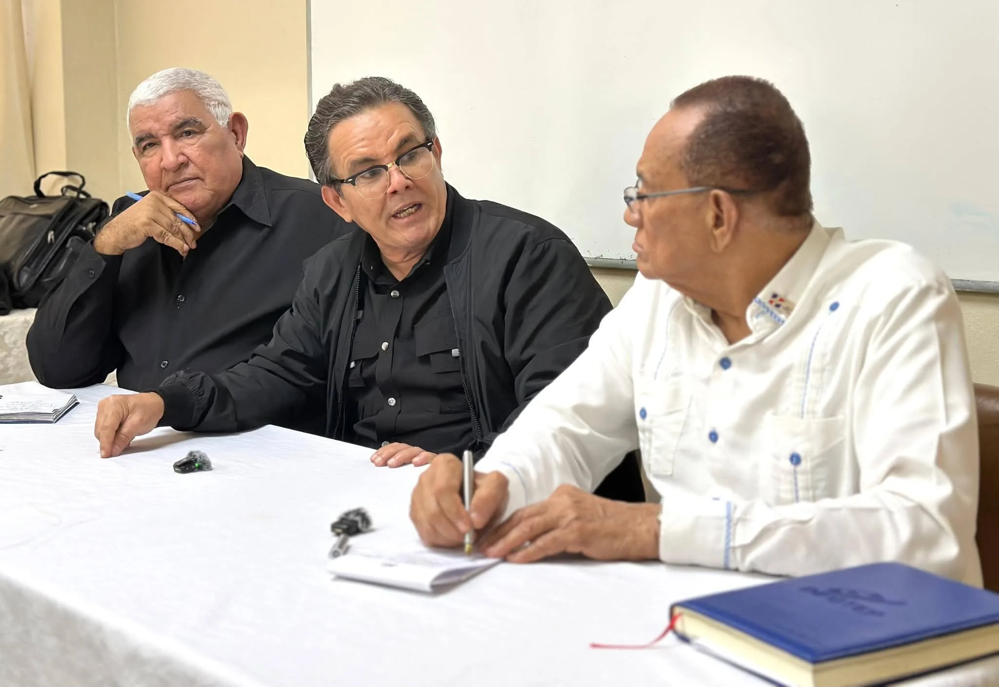Crece el apoyo a los agrónomos: ahora se suman las centrales obreras y campesinas