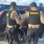 DNCD y Ministerio Público realizan allanamientos contra el microtráfico en Baní