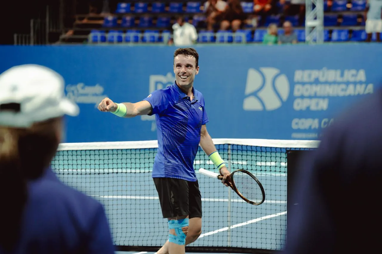 Bautista Agut se impone en duelo histórico en la Ciudad Destino