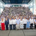Presidente Abinader encabeza graduación de más de 4,000 jóvenes del programa Oportunidad 14/24