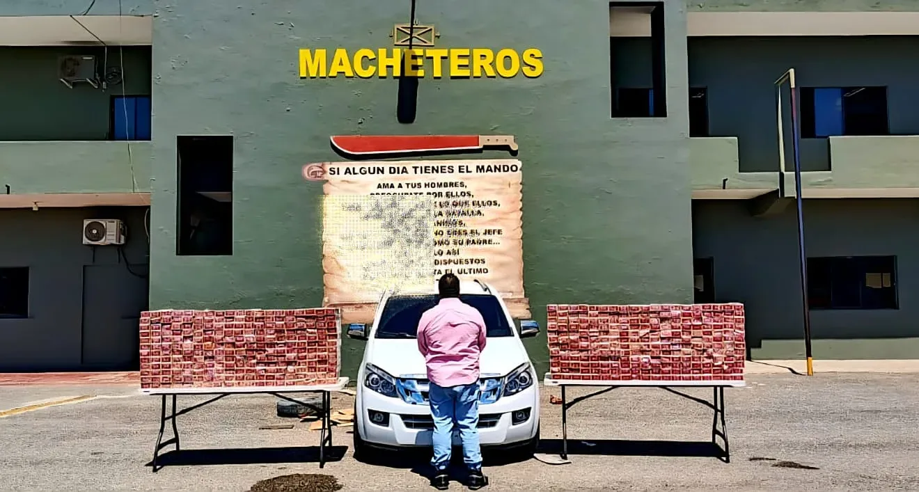 Ejército detiene hombre ocultaba contrabando de 93,000 cigarrillos en unca camioneta detenida en Hatillo Palma