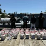 Autoridades incautan 261 paquetes de cocaína durante operativo en Baní