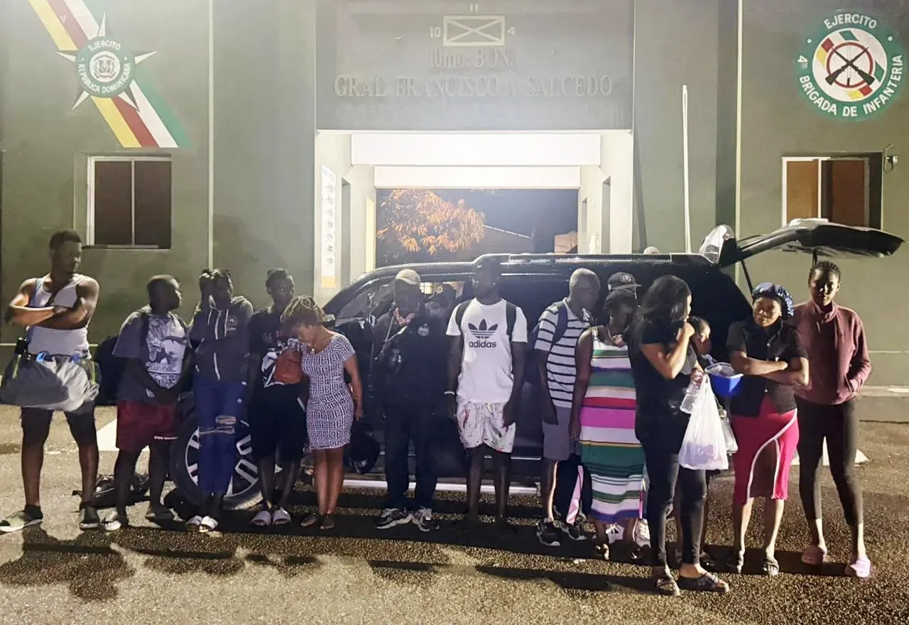 Ejército intercepta jeepeta con 14 haitianos indocumentados con apoyo de drones en Dajabón