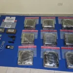 Arrestan raso con 90 libras de marihuana y dos paquetes de presunta cocaína en Barahona