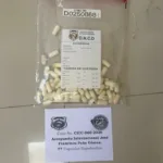 Atrapan en el AILA a español con el estómago lleno de bolsitas de presunta cocaína