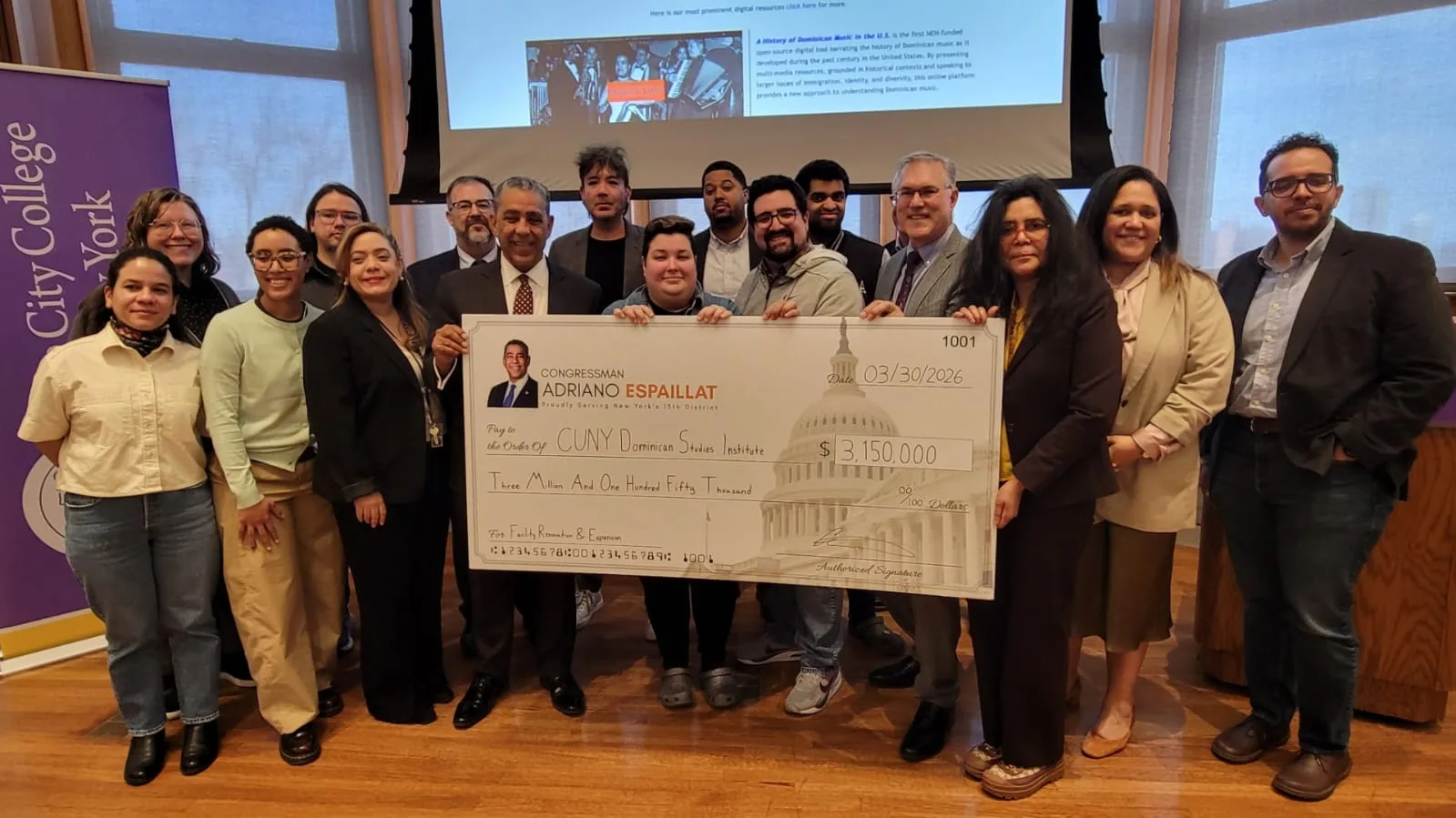 Congresista Adriano Espaillat entrega $3.1 millones de dólares en fondos federales al Instituto de Estudios Dominicanos de CUNY