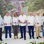 Presidente Abinader inaugura ampliación a cuatro vías de la entrada a Samaná que beneficia más de 110,000 personas y fortalece el turismo de la zona