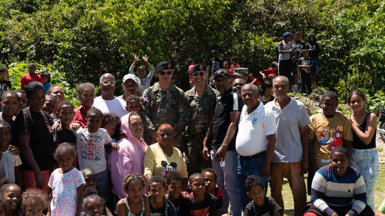 Comandante del Ejército realiza recorrido por unidades de la 5ta. Brigada de Infantería