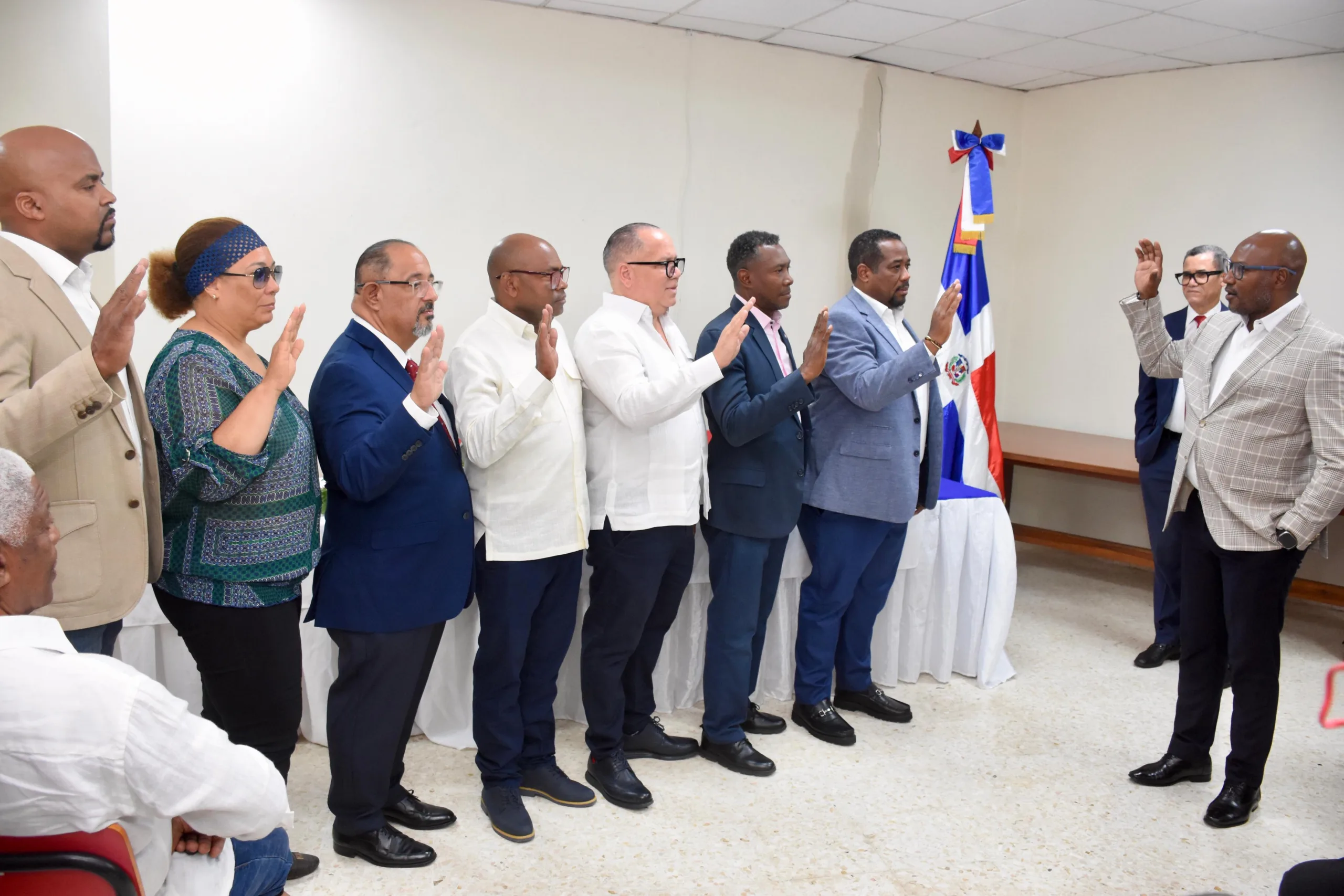 Presidente de la Hermandad participa en juramentación de la nueva directiva del Círculo de Reporteros Gráficos