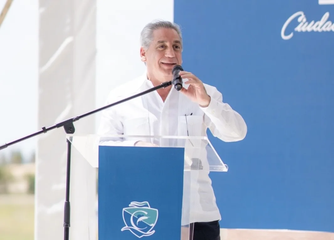 Hazoury llama a unidad nacional y destaca rol del turismo ante la crisis global