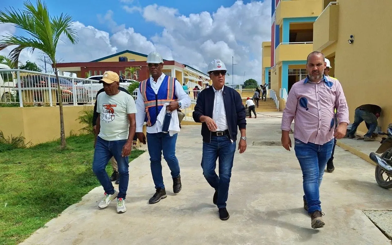 Escuela Básica Espejo La Milagrosa está lista para ser entregada tras 16 años de espera en Santo Domingo Este