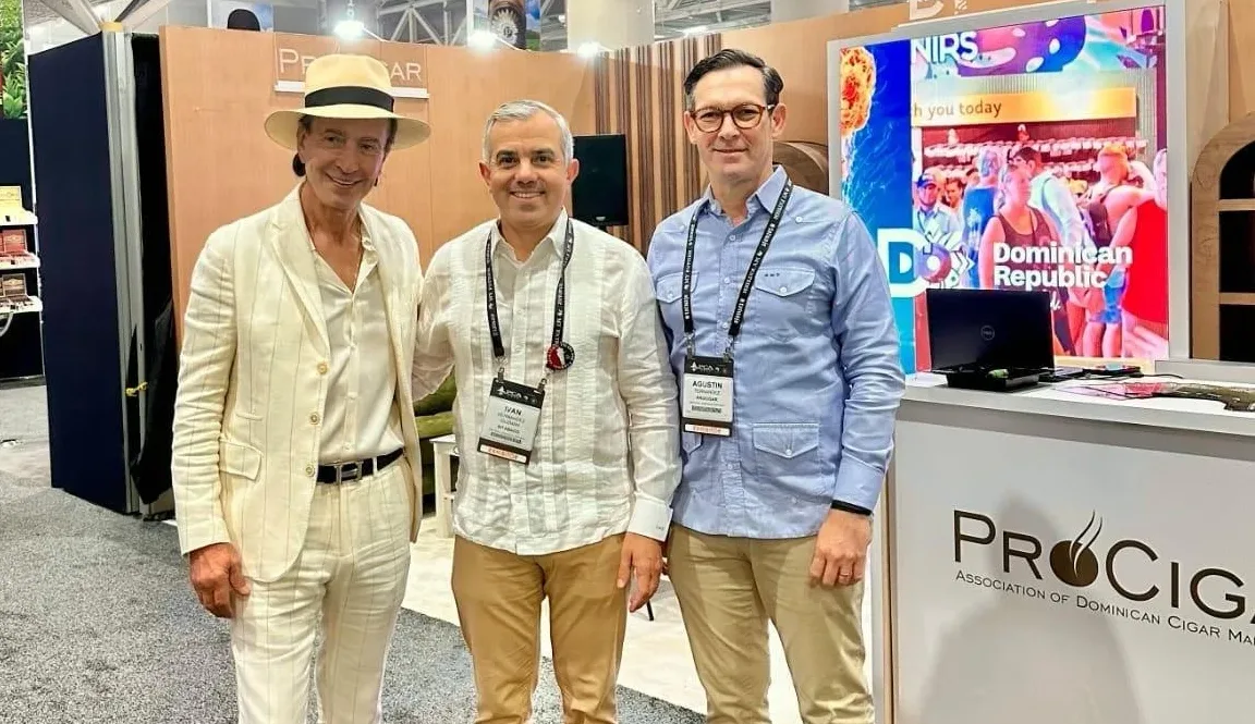 RD mantiene liderazgo mundial en elaboración y exportación de cigarros premium informa INTABACO