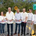 Presidente Abinader inaugura carretera Cruce de Pedregal-La Guázuma en San José de las Matas para continuar impulso de la producción, el turismo y la calidad de vida en la sierra de Santiago