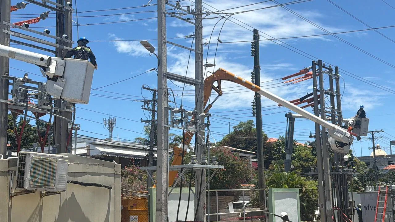 Edeeste concluye con éxito mantenimiento preventivo en Subestación CNP y fortalece calidad del servicio eléctrico en el Distrito Nacional