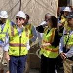 Ministro Bisonó presentó proyecto de integración vial y urbana en Los Praditos para mejorar la movilidad y recuperar espacios públicos; trabajos están en marcha