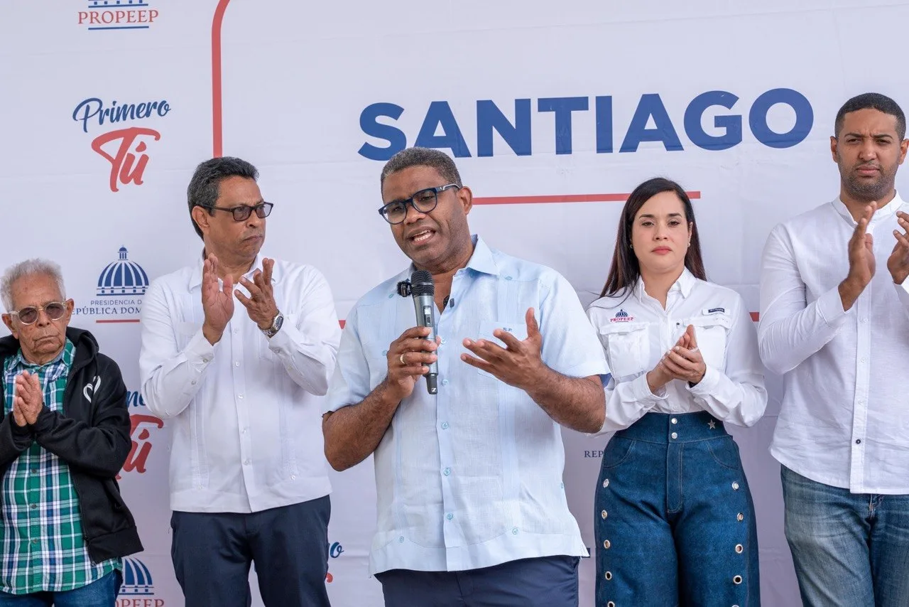 Robert Polanco afirma presidente Abinader mantiene cercanía con la gente en momentos difíciles