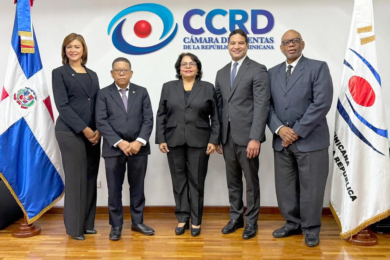 Cámara de Cuentas deroga resolución y defiende su gestión