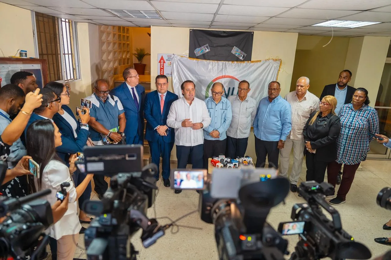 Gobierno fortalece diálogo con sindicatos de trabajadores ante impacto de crisis en Medio Oriente