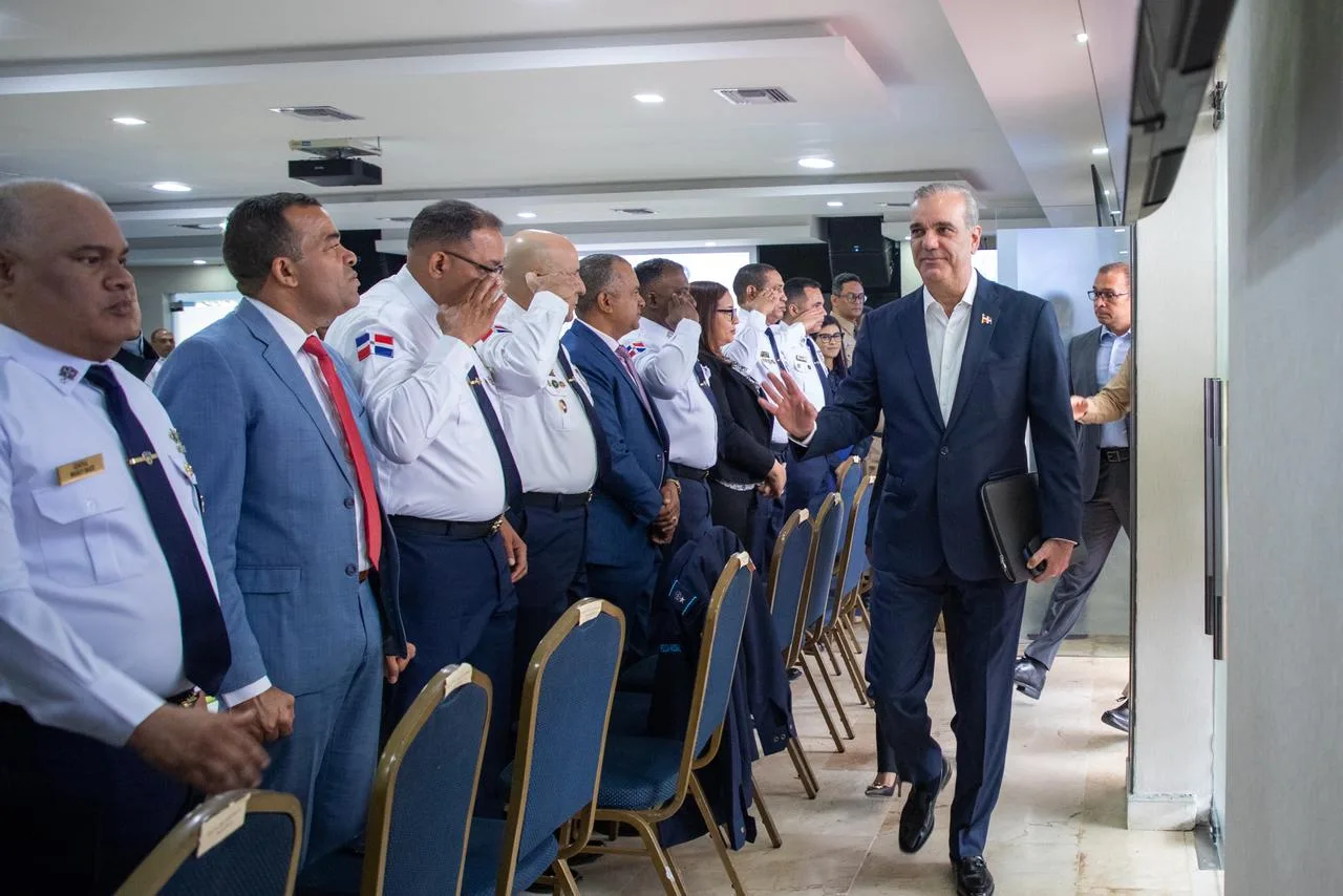 Presidente Abinader encabeza reunión de seguimiento al Plan de Seguridad Ciudadana