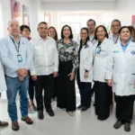 Primera dama y director del SNS realizan visita al INCART