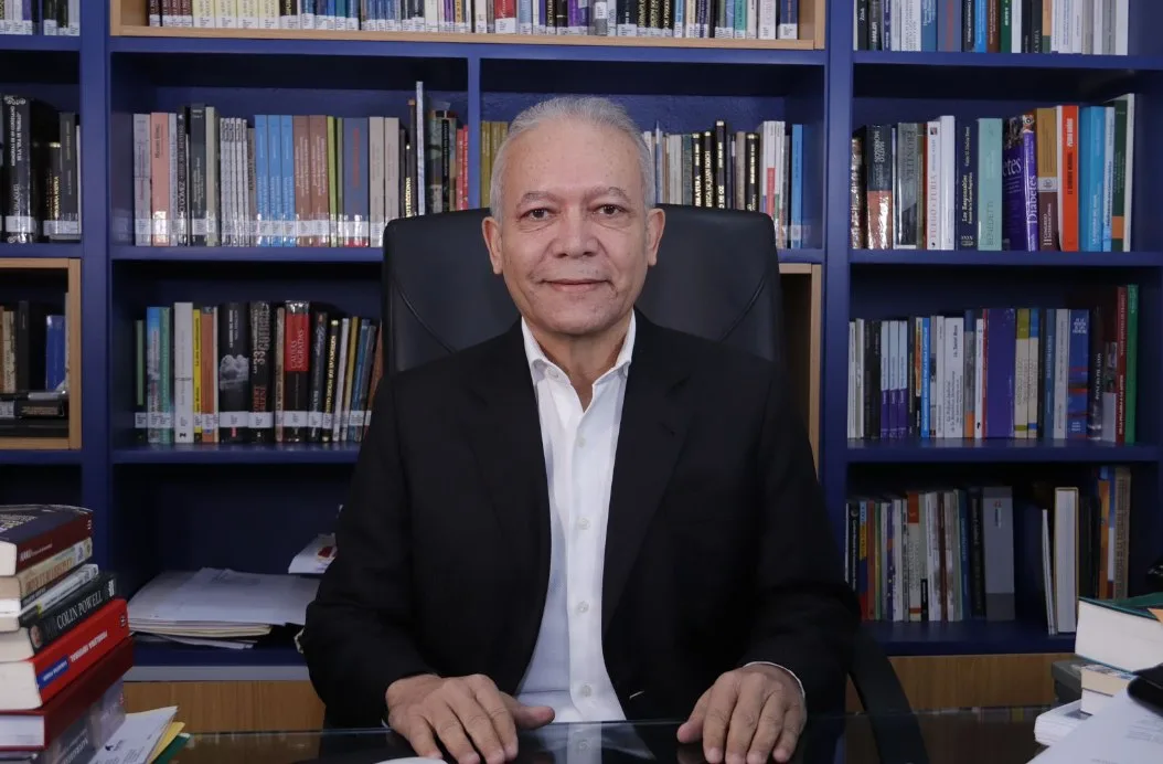 Rafael Núñez pondrá en circulación su más reciente libro, Santo Domingo: génesis y ruptura de dos naciones