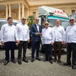 Presidente Abinader entrega 25 de 60 vehículos al INESPRE, a través del MAPRE, para fortalecer su capacidad operativa y ampliar distribución de alimentos a precios asequibles en todo el territorio nacional