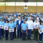 Presidente Abinader insta a estudiantes a prepararse en inglés, inteligencia artificial, ciberseguridad, ingeniería y carreras técnicas de alta demanda; afirma que son las profesiones del futuro