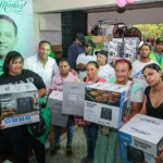 Pedro Jiménez rinde homenaje y lleva regalos y alegría a cientos de madres de la circunscripción 2 del DN