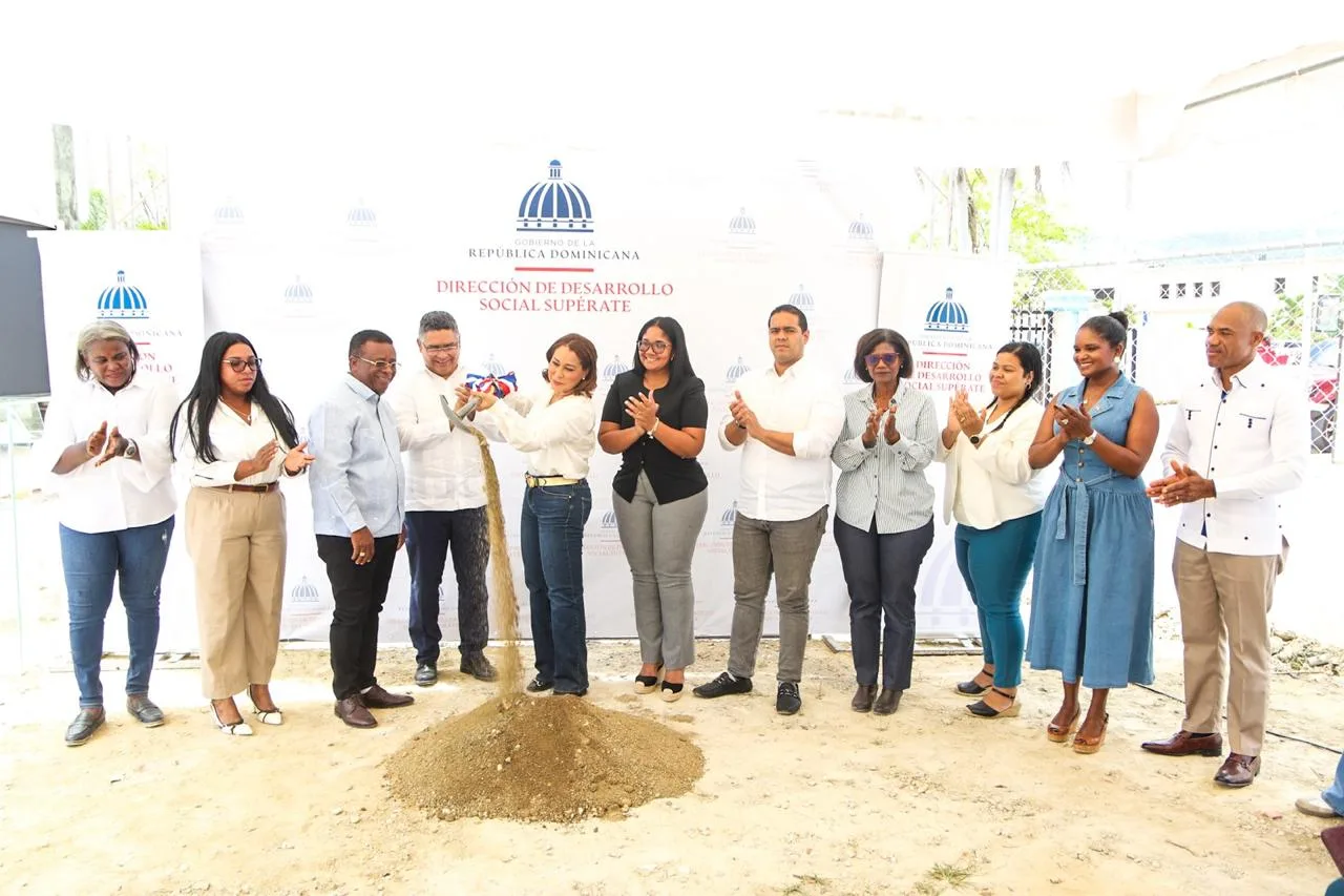 Supérate inicia construcción de Centro de Superación Comunitaria en Elías Piña