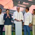 Empresario Manuel Estrella destaca estabilidad económica, crecimiento sostenido y confianza para invertir en el país durante la inauguración de EcoAcero en San Pedro de Macorís