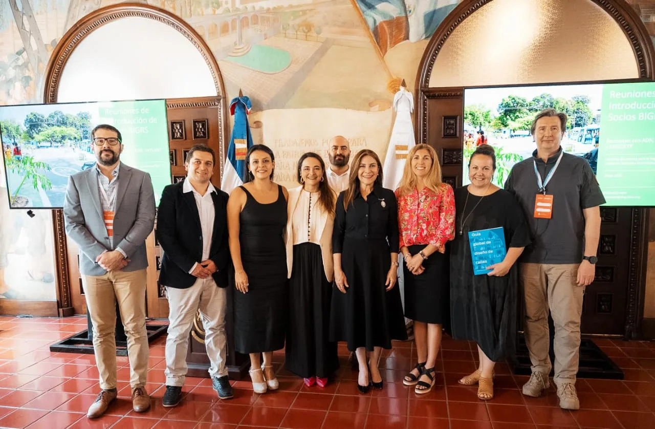 Alcaldía y Bloomberg anuncian la incorporación del Distrito Nacional a la Iniciativa Bloomberg para la Seguridad Vial Global