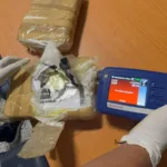 AILA: Arrestan dominico-suiza con dos paquetes de presunta cocaína