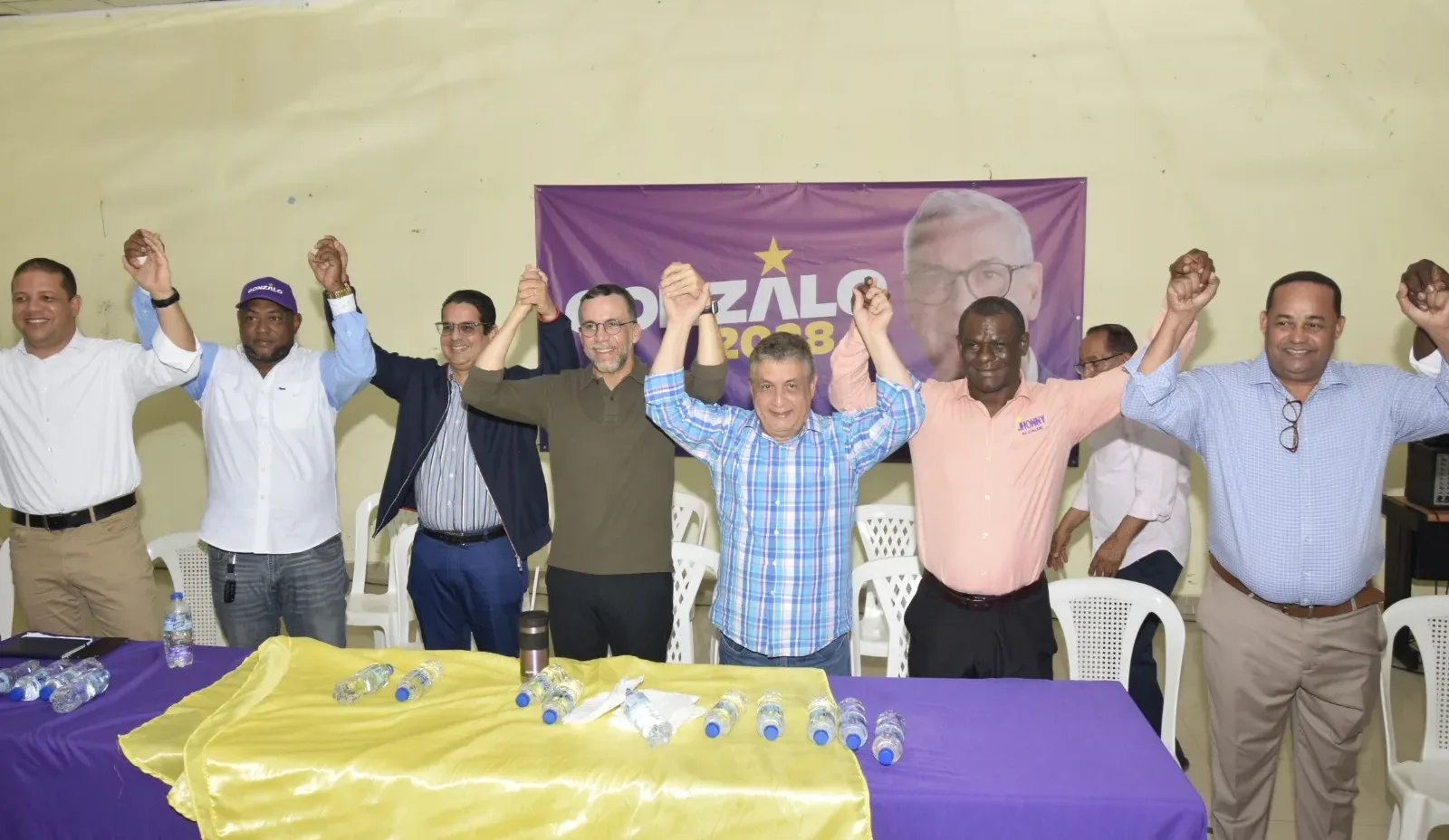 La Caleta reafirma respaldo al proyecto Gonzalo Castillo 2028 durante encuentro del PLD