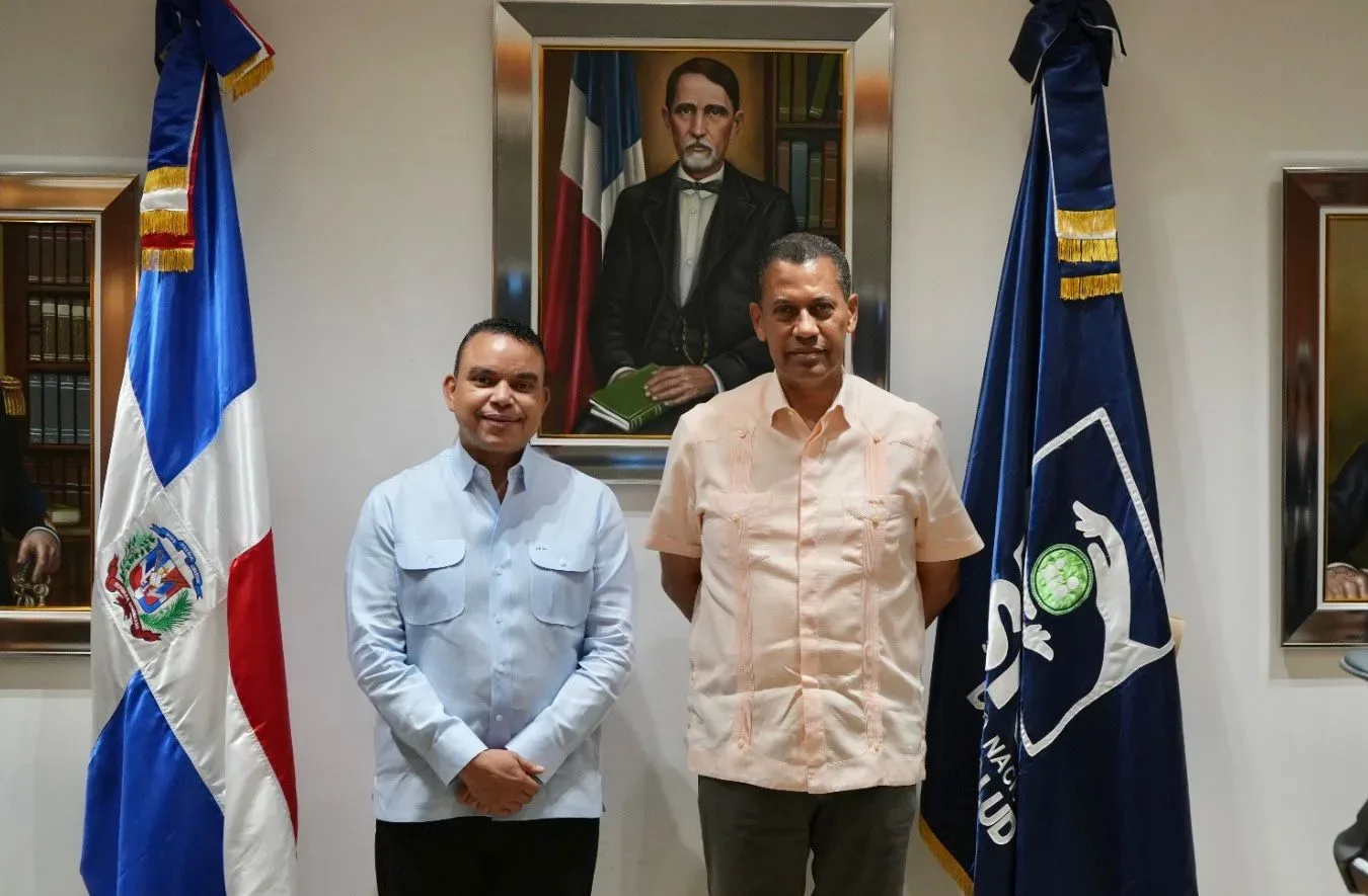 SNS e INDOTEL avanzan proyecto para interconectar toda la Red Pública de Salud