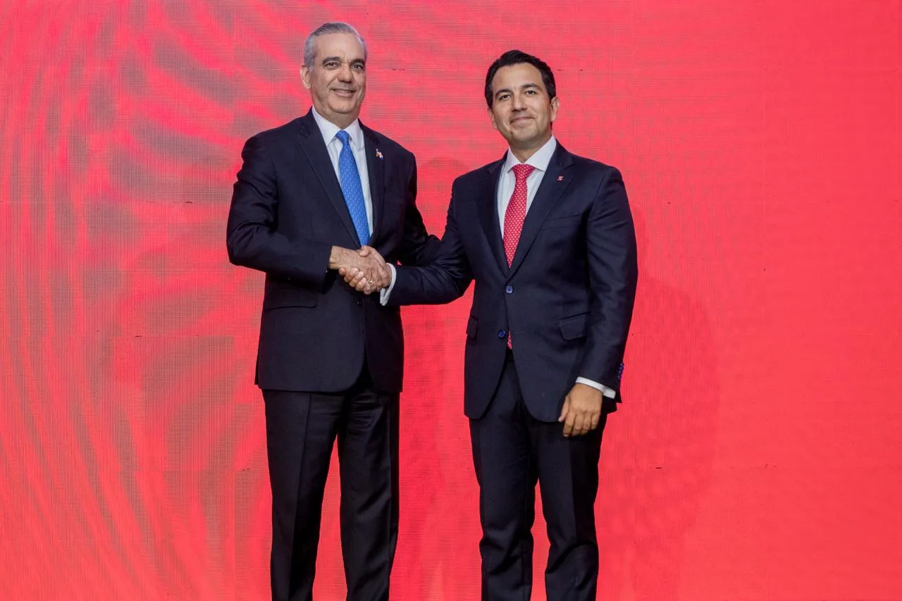 Scotiabank reconoce gestión de Gobierno mantiene estabilidad macroeconómica, clima de negocios y potencial de crecimiento del país; instalará en RD sede regional para liderar operaciones e inversiones en el Caribe, Centroamérica y Colombia