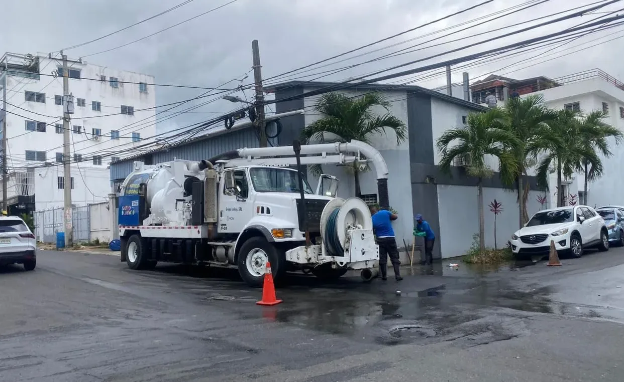 Alcaldía del Distrito Nacional continúa trabajos para mitigar incidencia de vaguada