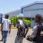 Migración detuvo 957 extranjeros este lunes y deportó 967 personas por la frontera con Haití