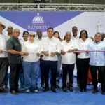 Ministro Kelvin Cruz entrega totalmente remodelado el multiuso de Consuelo, SPM