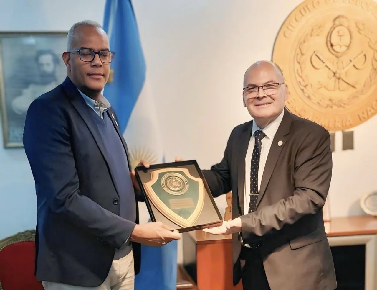Presidente de la Hermandad firma Intención de Acuerdo con el Círculo de Suboficiales de la Gendarmería Nacional Argentina