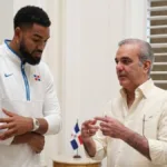 Presidente Abinader felicita a Karl-Anthony Towns tras conquistar campeonato de la NBA
